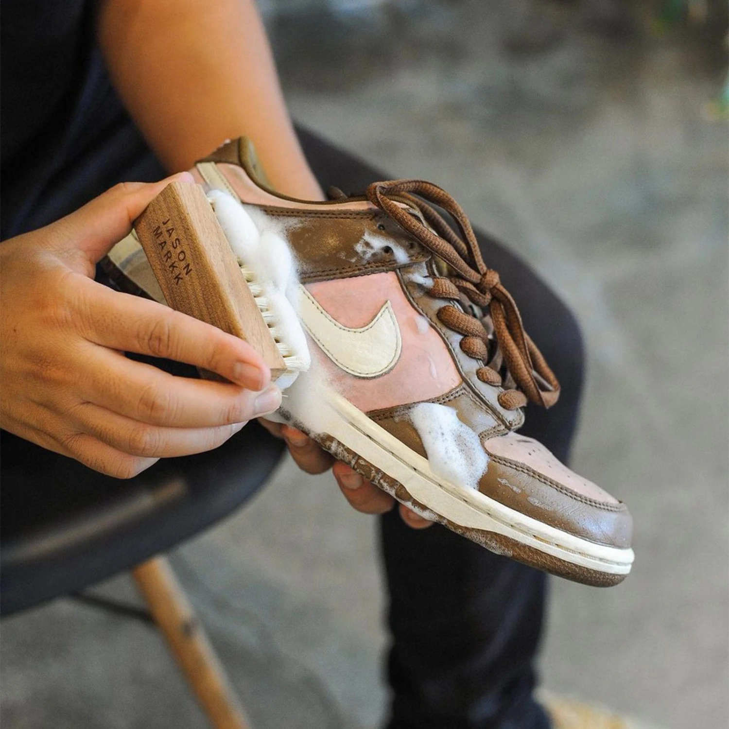 Jason Markk Premium Brush 5 Jason Markk Premium Brush - Image 5