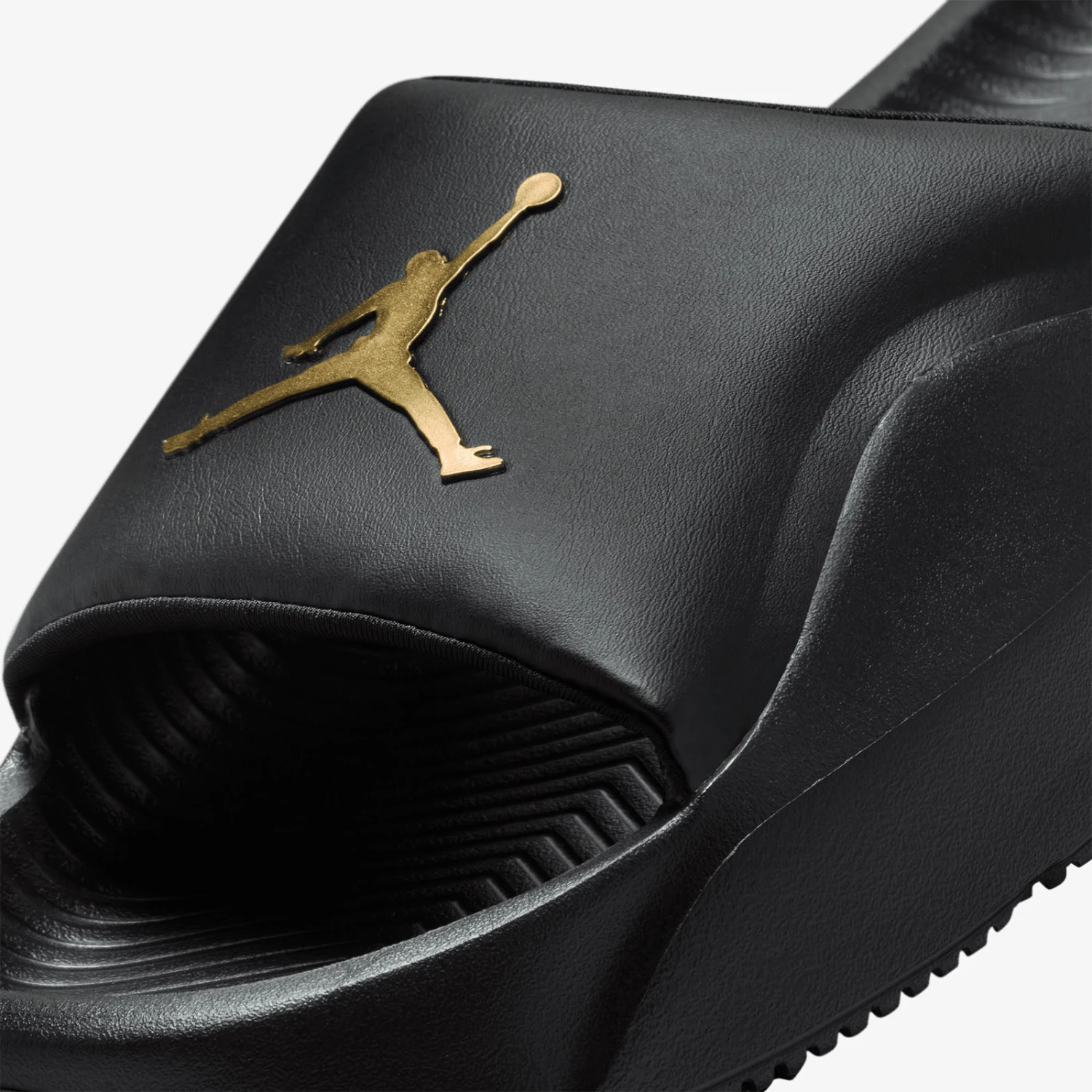 Jordan Franchise Slide - Black/Metallic Gold 6 Jordan Franchise Slide - Black/Metallic Gold - Image 6
