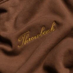 Winter Script '23 Oversized Crew - Washed Coffee 8 Winter Script '23 Oversized Crew - Washed Coffee -Throwback Store Throwback Winter Script 23 Oversized Crew Coffee detail